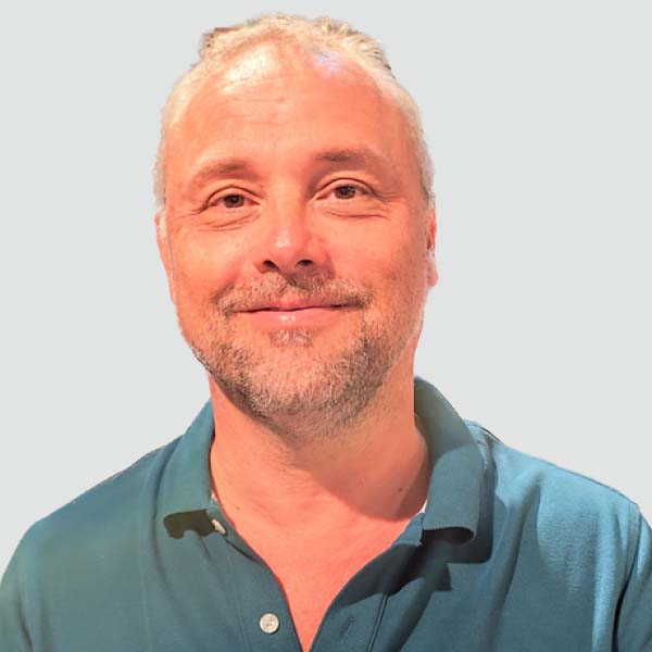 Julio Fontoba profesor Academia oposan, oposiciones sanitarias comunidad valenciana